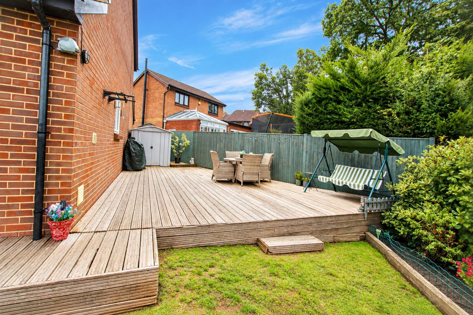 Kernham Drive, Tilehurst, Reading